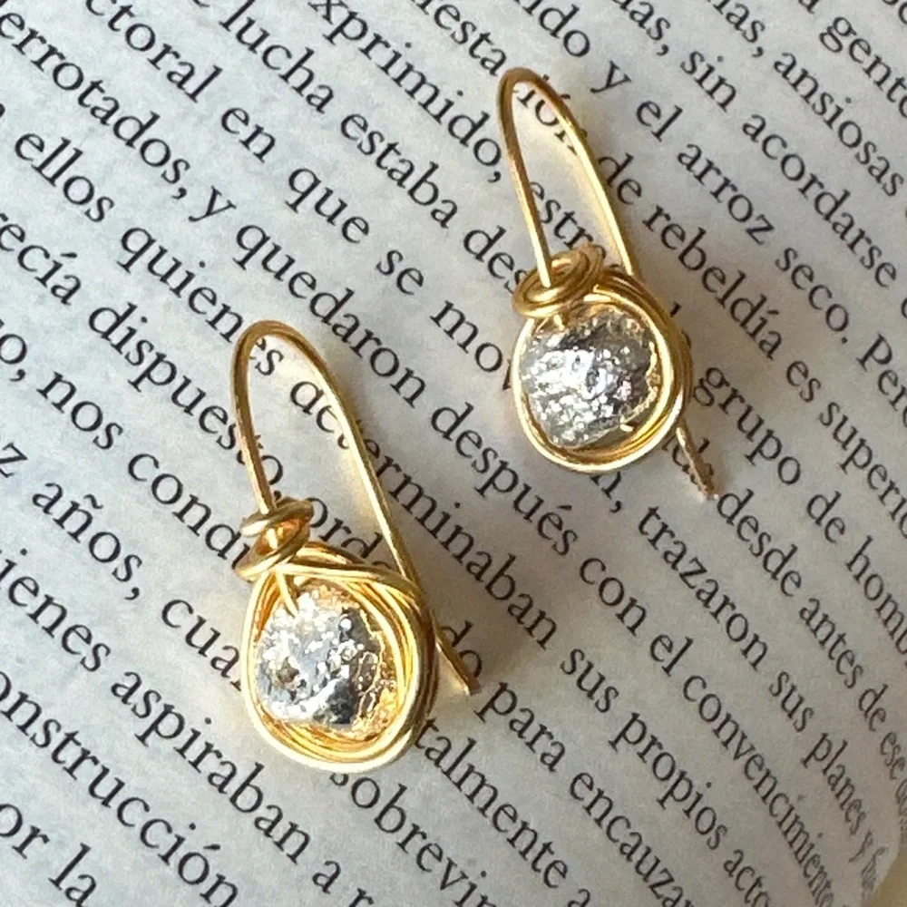 Lava rock multi toned gold spheres  dangle metallic earrings - Picture 2 of 5